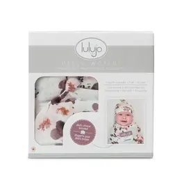 Lulujo Hello World Blanket & Knotted Hat Set - Eucalyptus