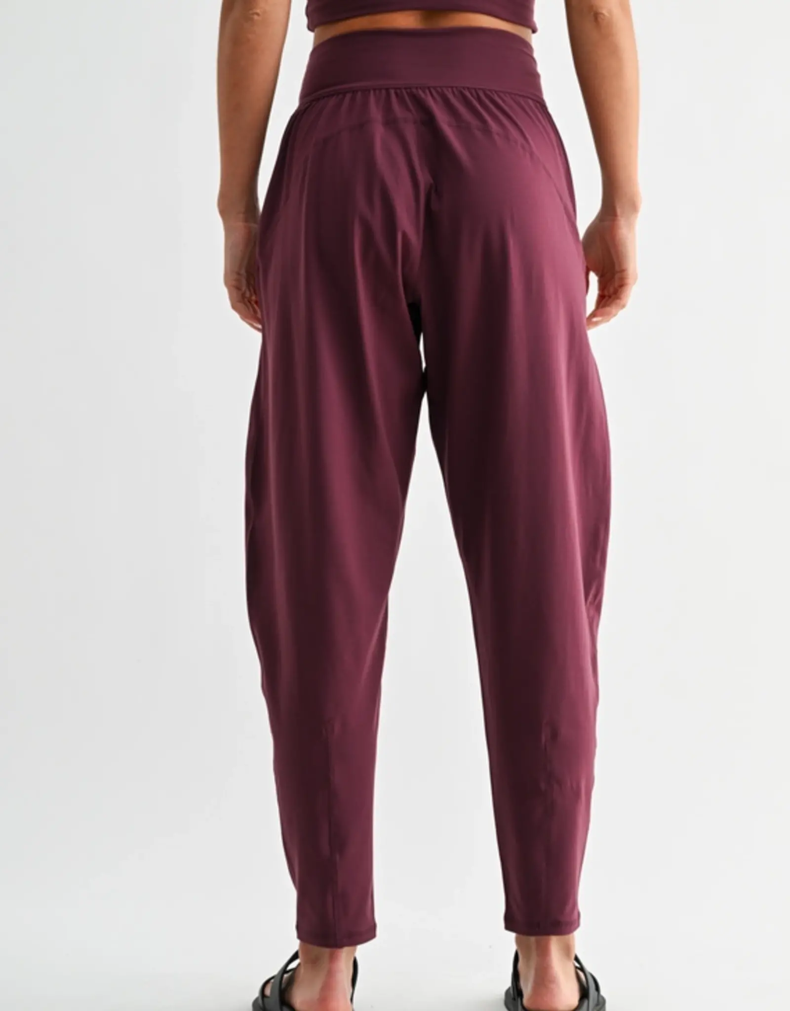 Mono B Venice Flow Barrel Active Pants