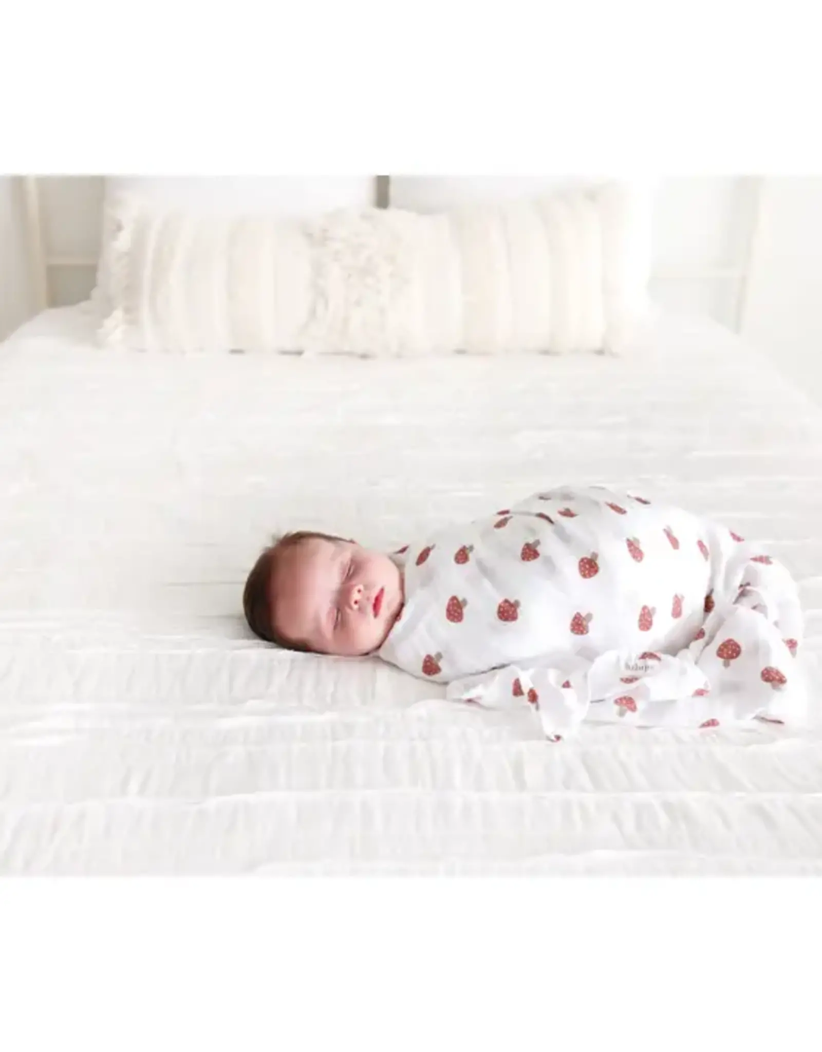 Lulujo Muslin Cotton Swaddle Blanket - Mushroom