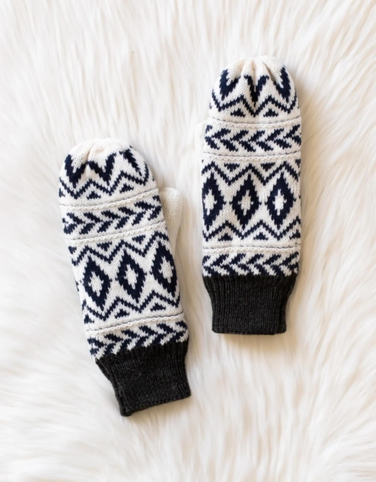 Panache Apparel Co. Patterned Mittens