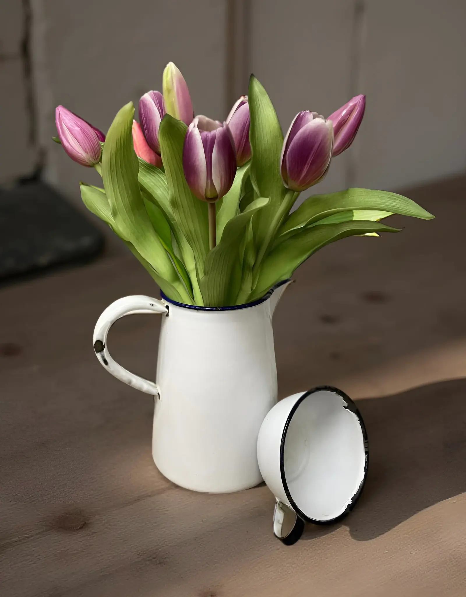 Tri W Fresh Touch Tulip Bundle, Lavender