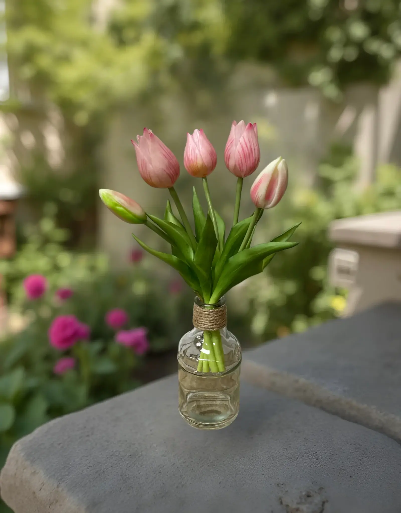 Tri W Fresh Touch  Mini Tulip Bundle, Pink