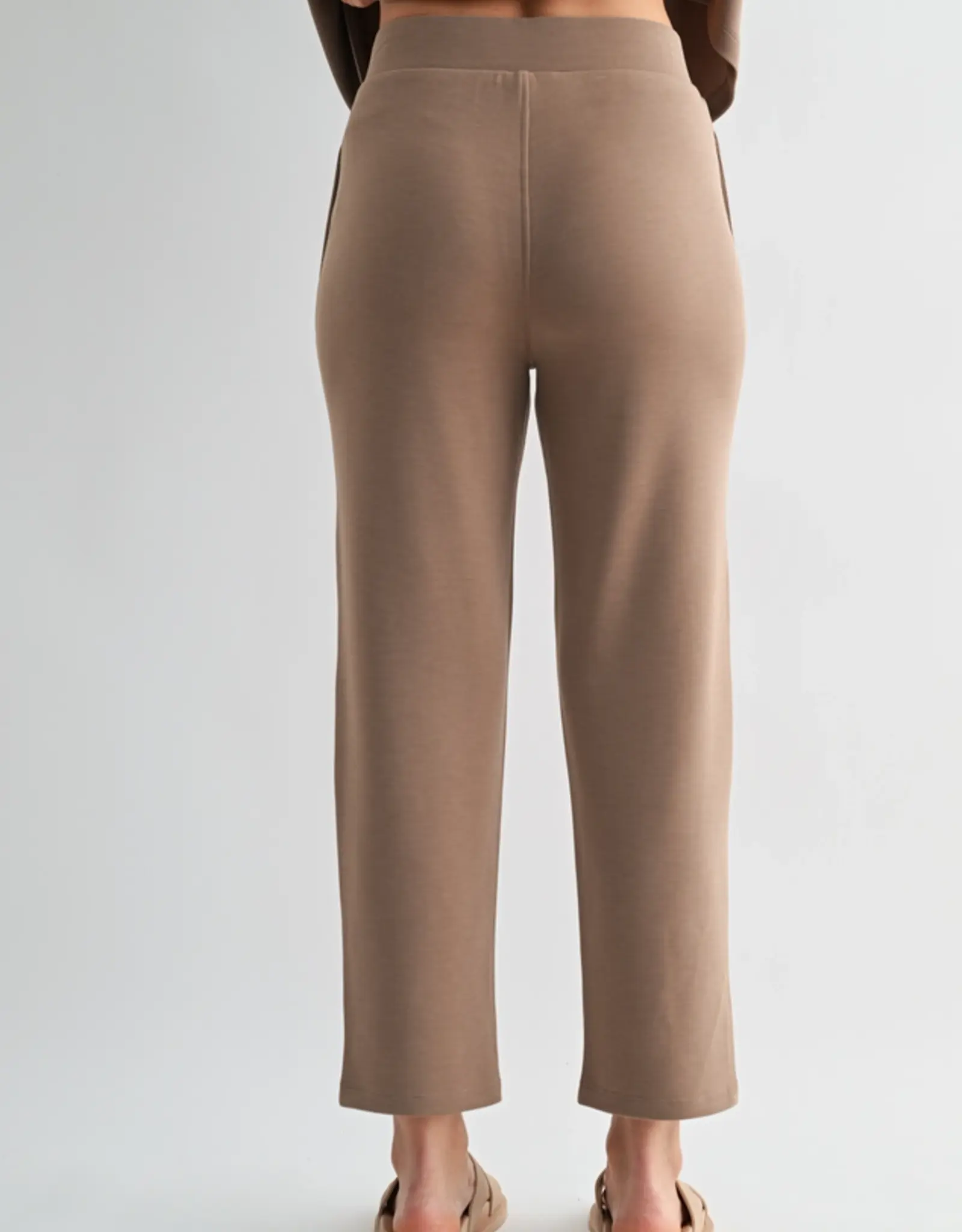 Mono B Laguna Soft Drape Cropped Pant