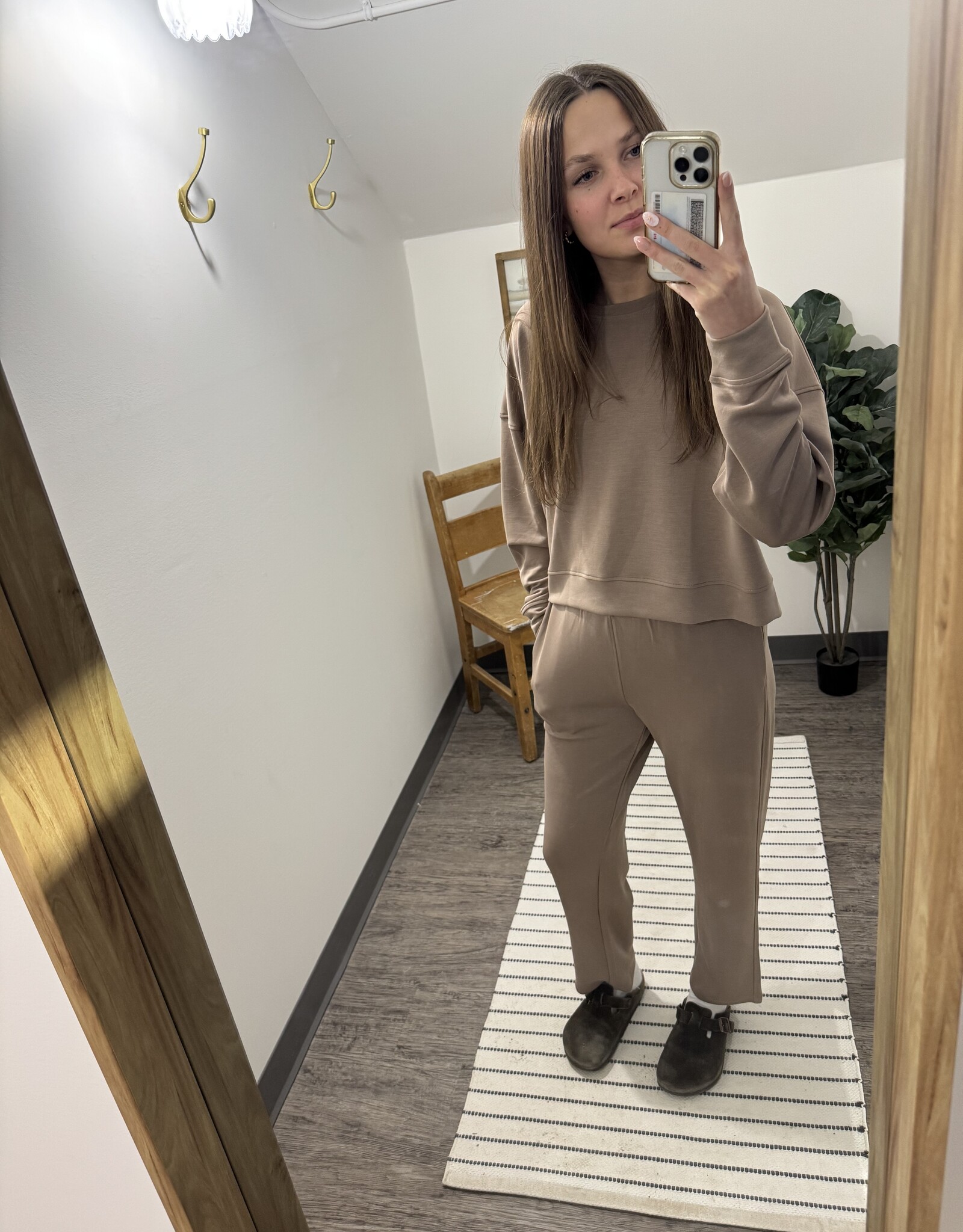 Mono B Laguna Soft Drape Cropped Pant