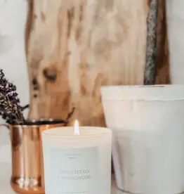 Kind Reason Co Coconut Wax 8oz Candle, Dahlia Petals & Sandalwood