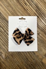 Wild and Free Design Co Leopard Printed Alligator Clip Bow