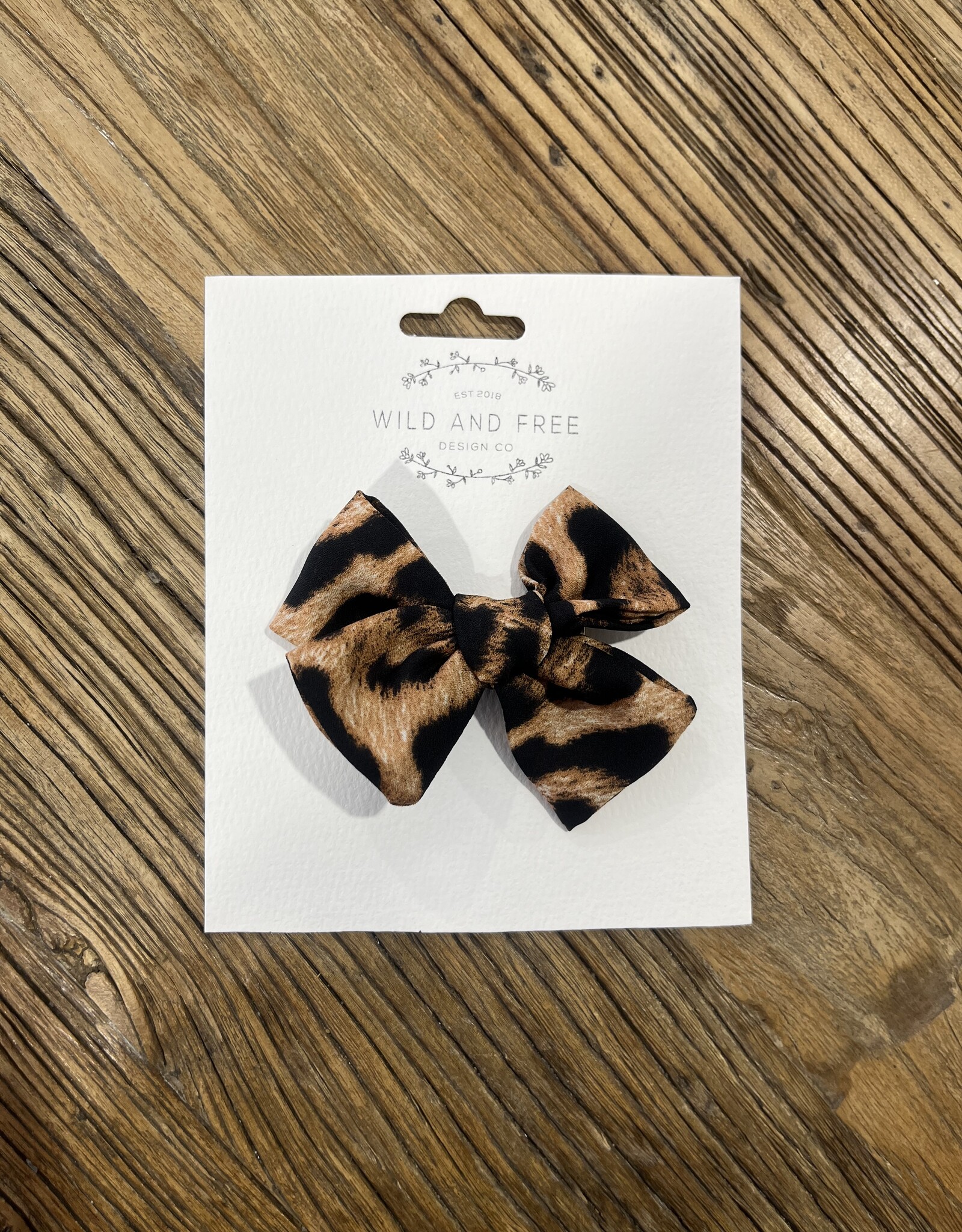 Wild and Free Design Co Leopard Printed Alligator Clip Bow