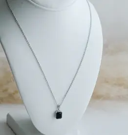 Sweet Three Designs After Dark Pendant