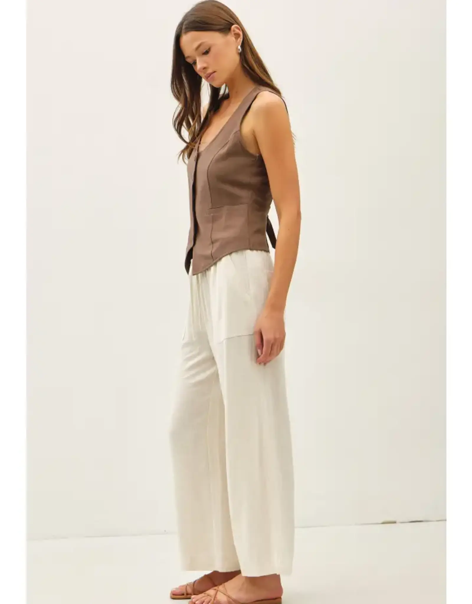 Linen Classic Cut Vest