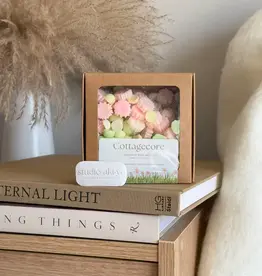 Studio Akiyo Wax Melt Scoops, Honeysuckle Cottage Core