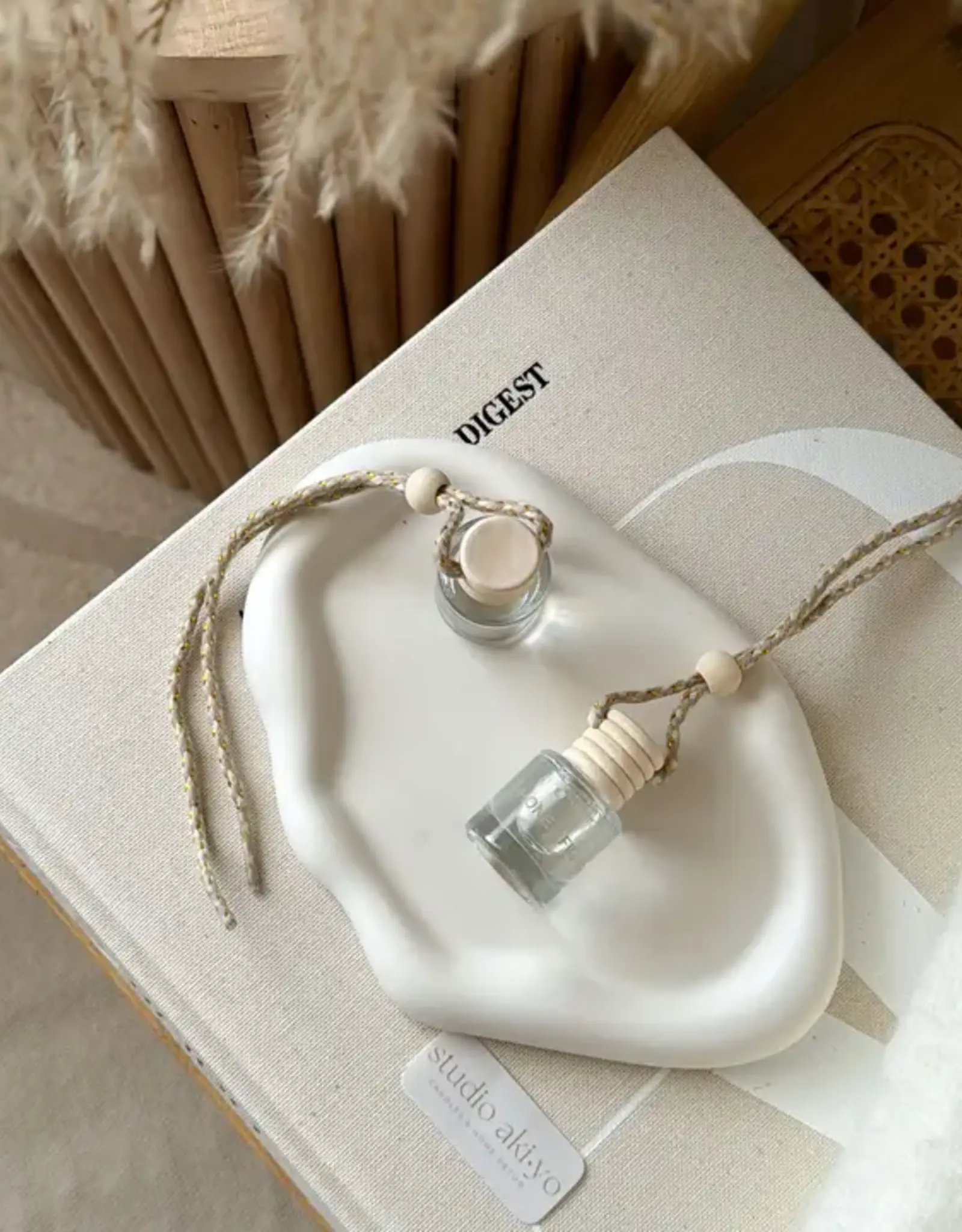 Studio Akiyo Car Diffuser, Sunflower Berries