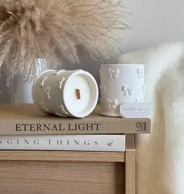 Studio Akiyo Wood Wick Candle, Sunflower Silk