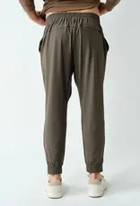 Mono B High Waisted Zip-Up Ankle Jogger