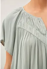 Flutter Crinkly Woven Blouse
