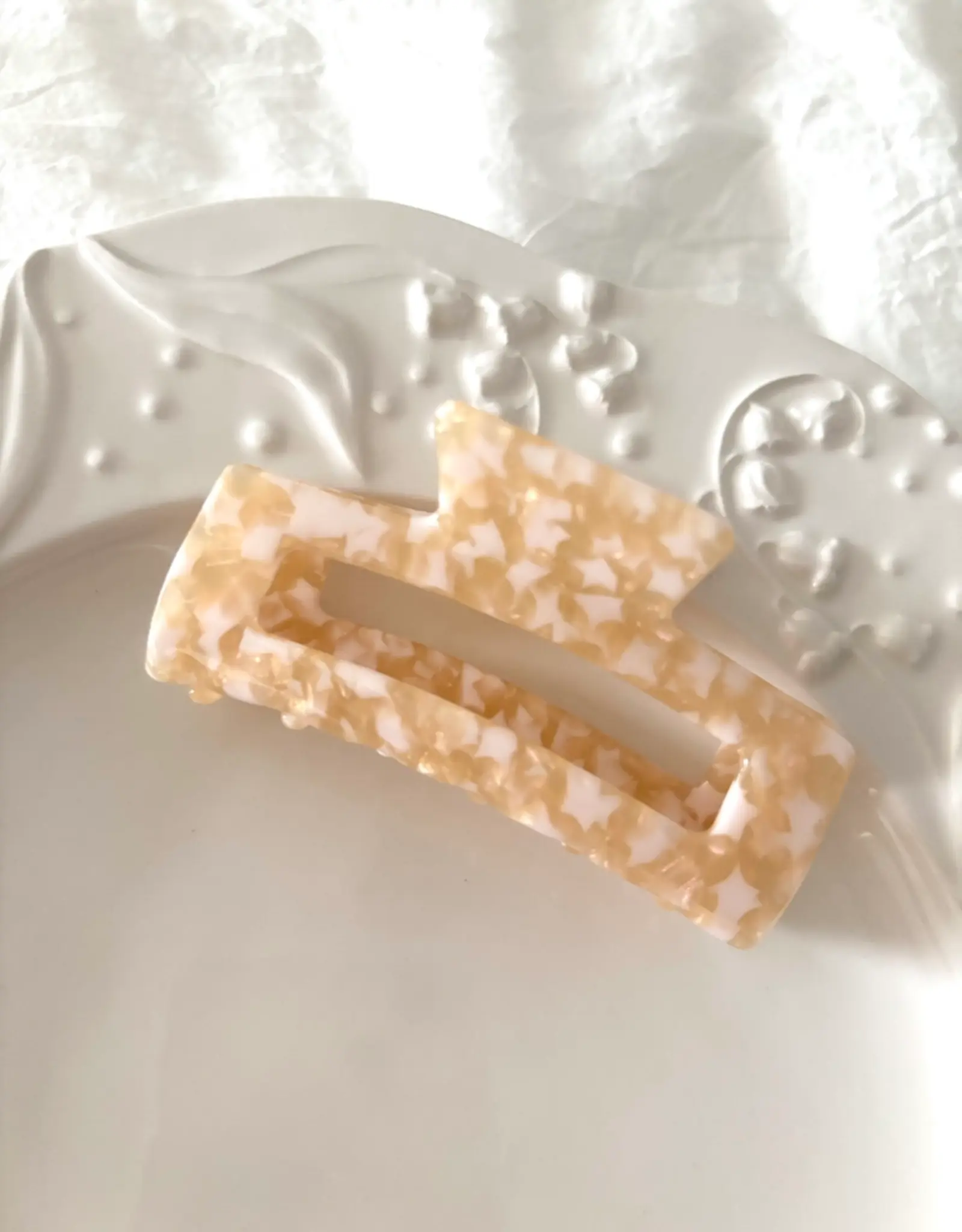 LoveLina Medium Claw Clips, Asstd
