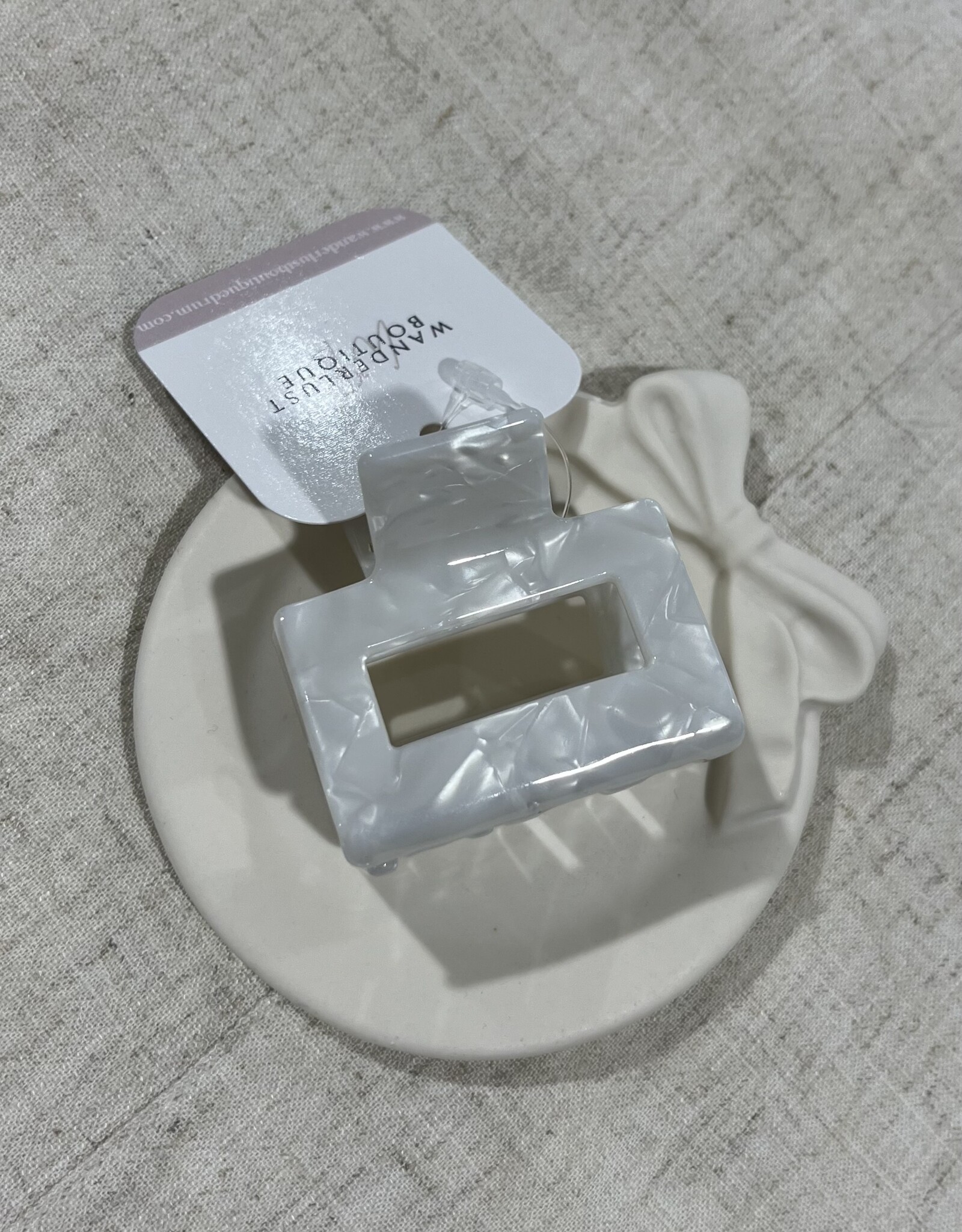 LoveLina Neutral Small Claw Clips, Asstd