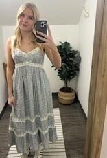 In Loom Lace Floral Sleeveless Maxi Dress