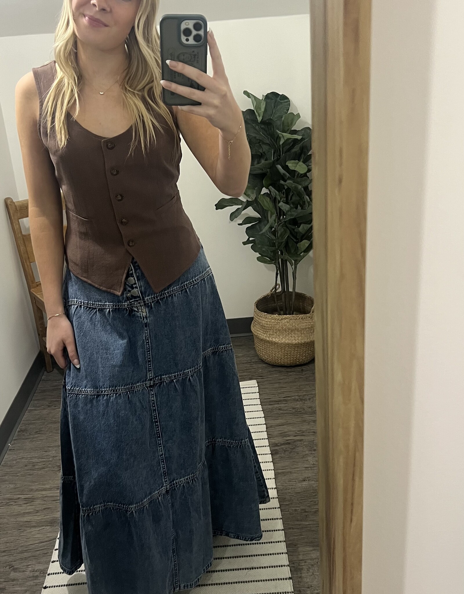 Linen Classic Cut Vest