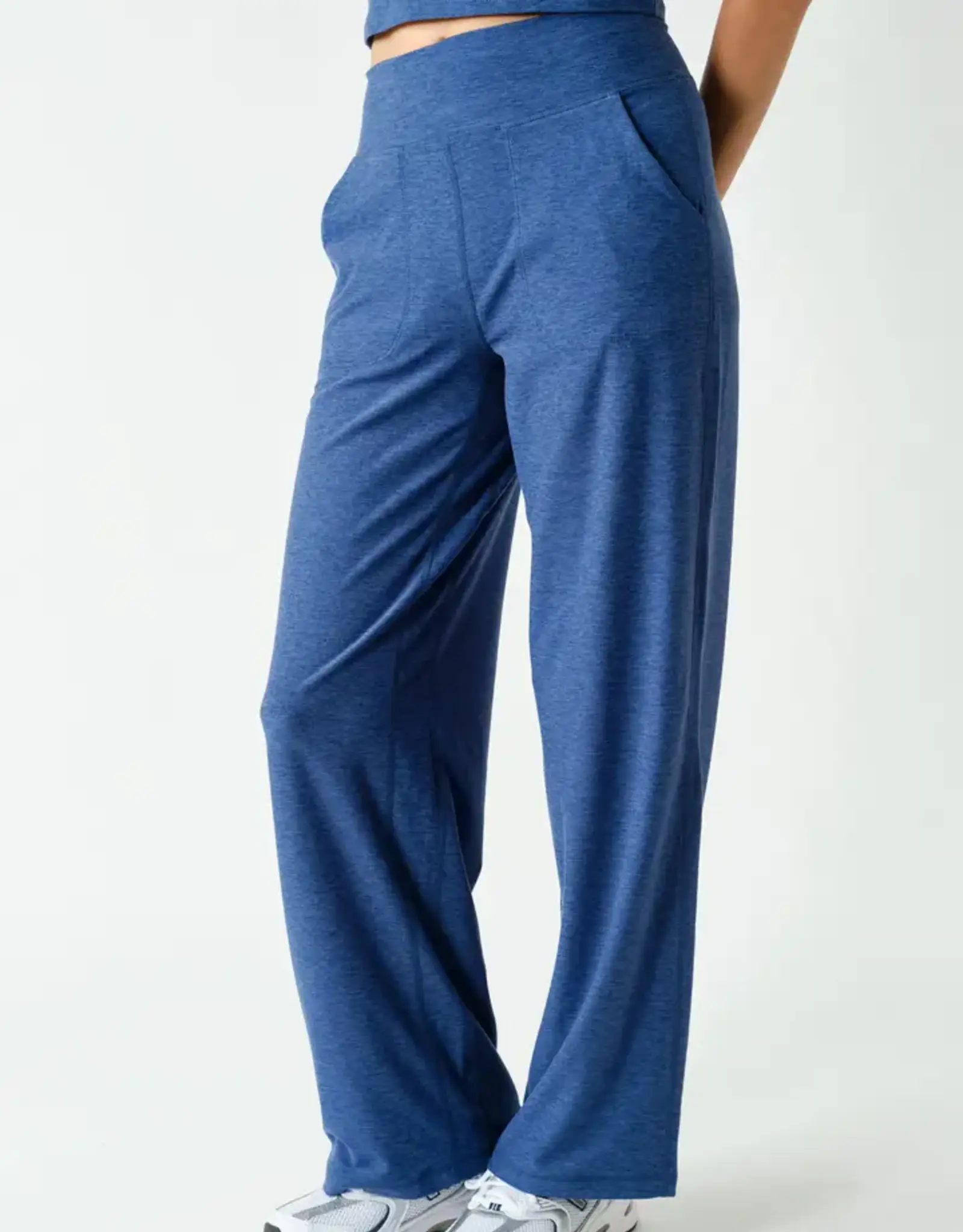 Mono B Courtside Active Pant