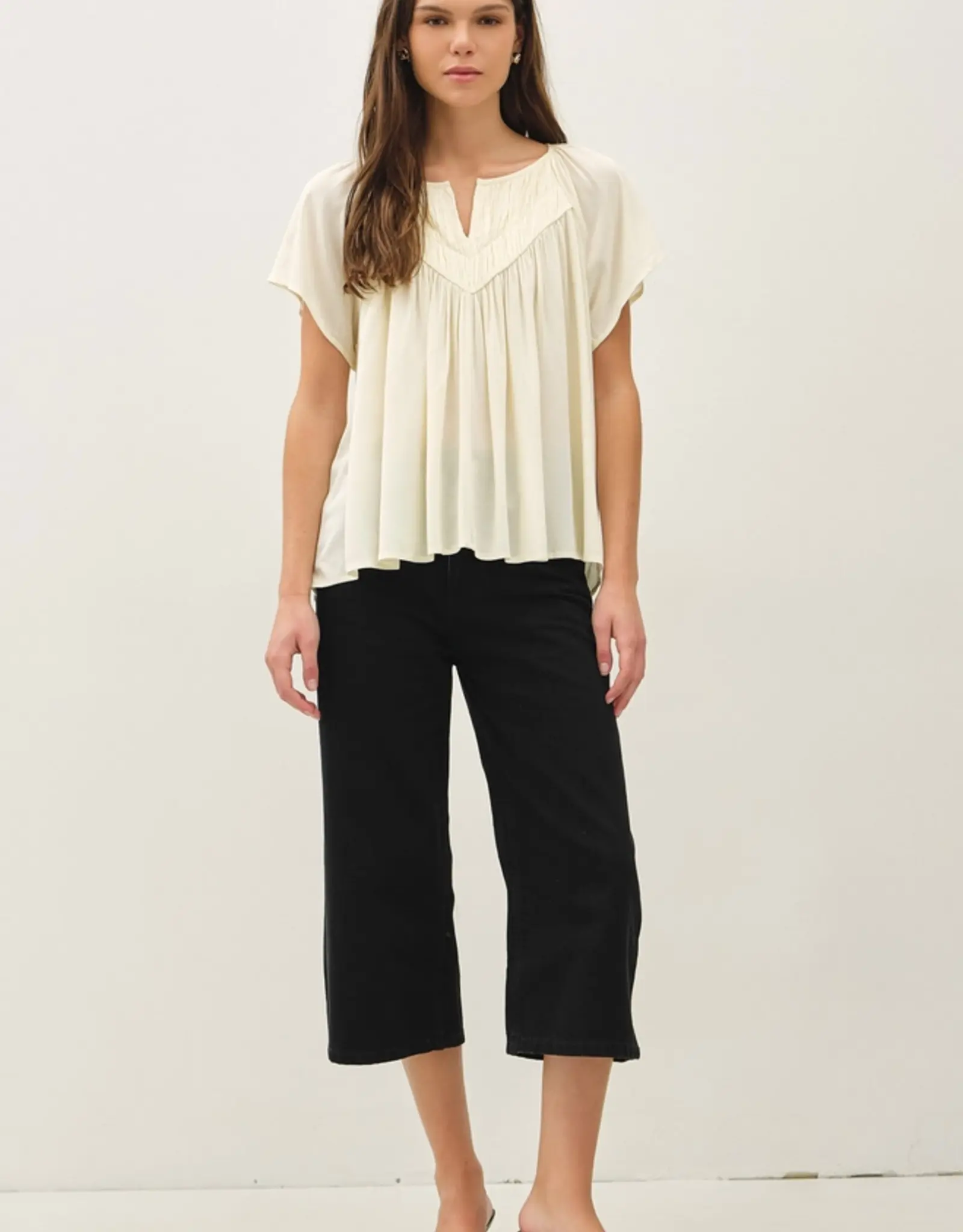 Flutter Crinkly Woven Blouse