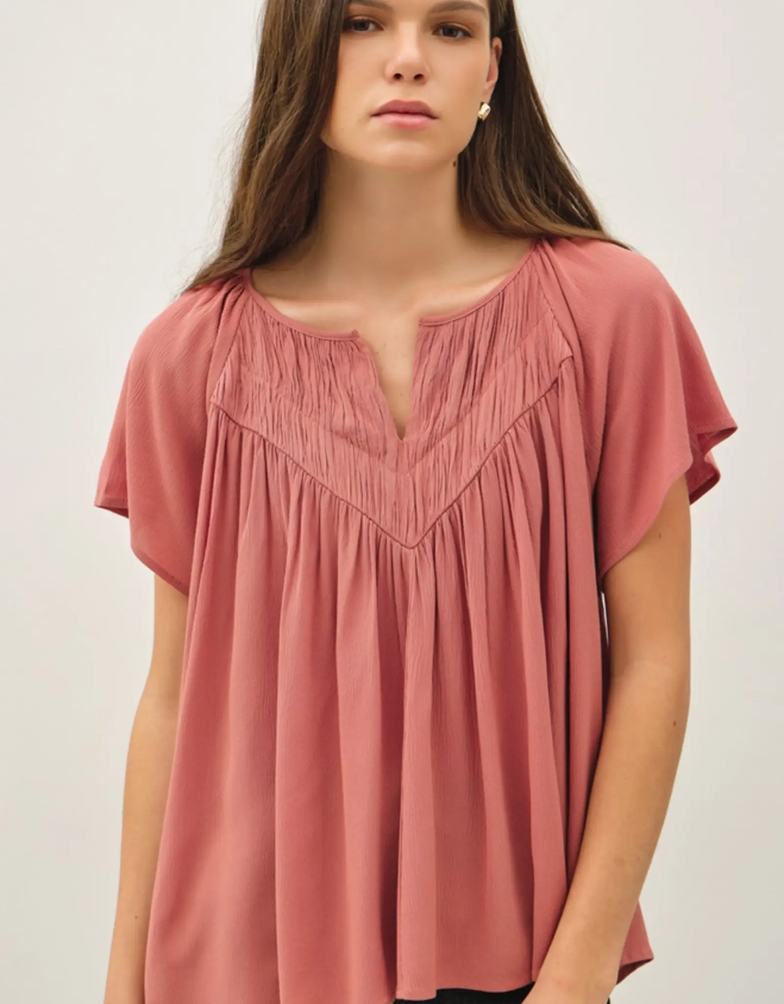 Flutter Crinkly Woven Blouse