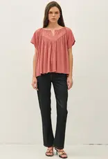 Flutter Crinkly Woven Blouse