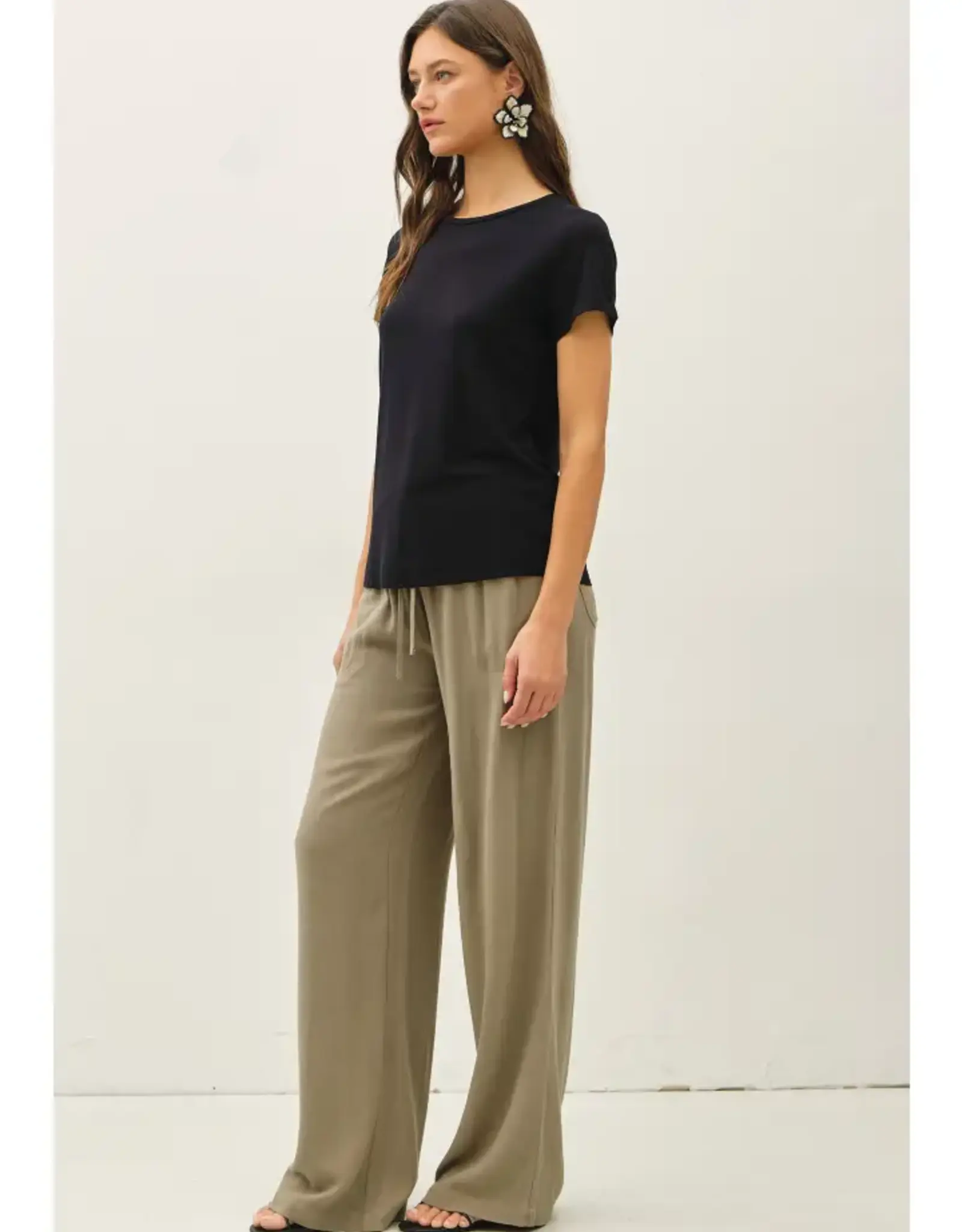 The Banmboo Basic Round Neck T-Shirt