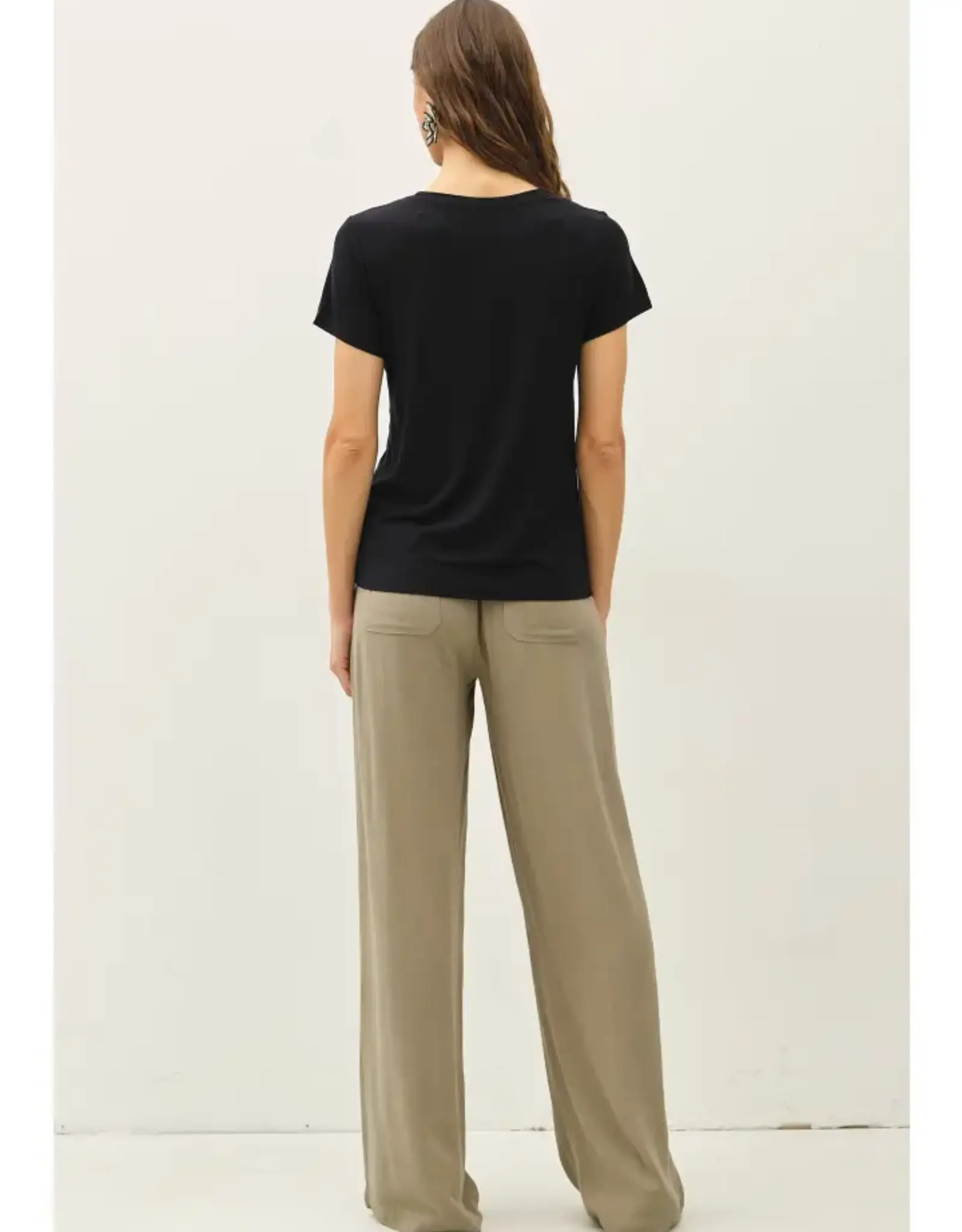 The Banmboo Basic Round Neck T-Shirt