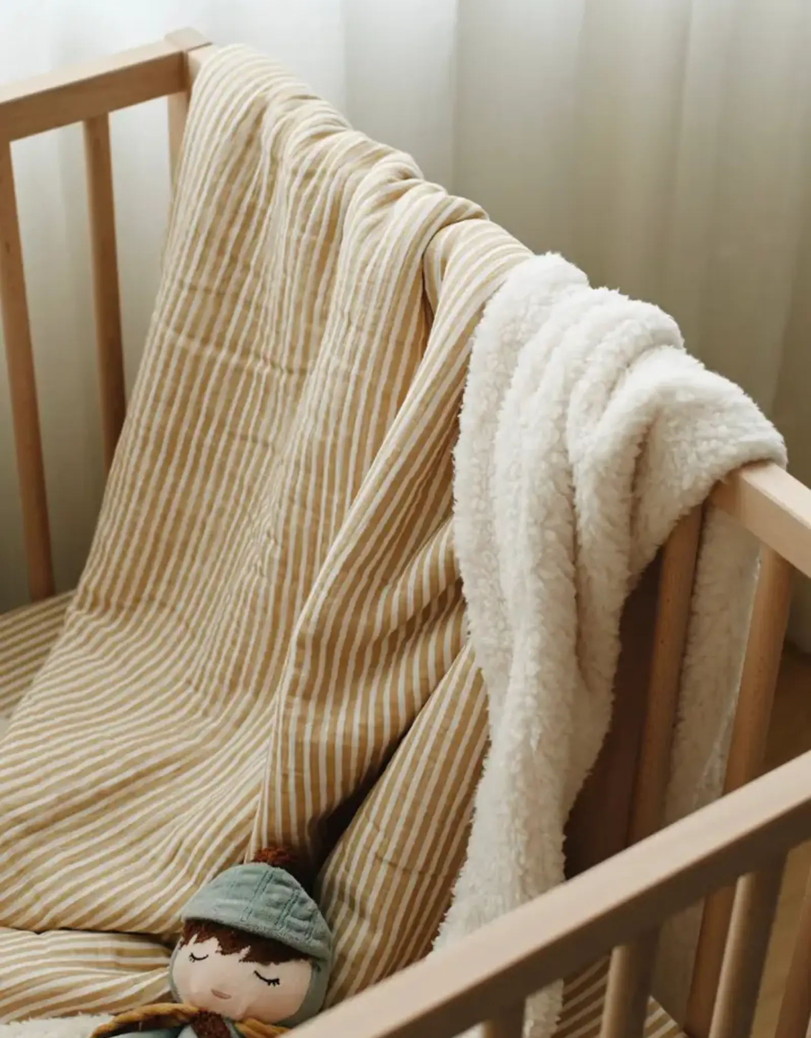 Minika Sherpa Blanket, Stripe Beige