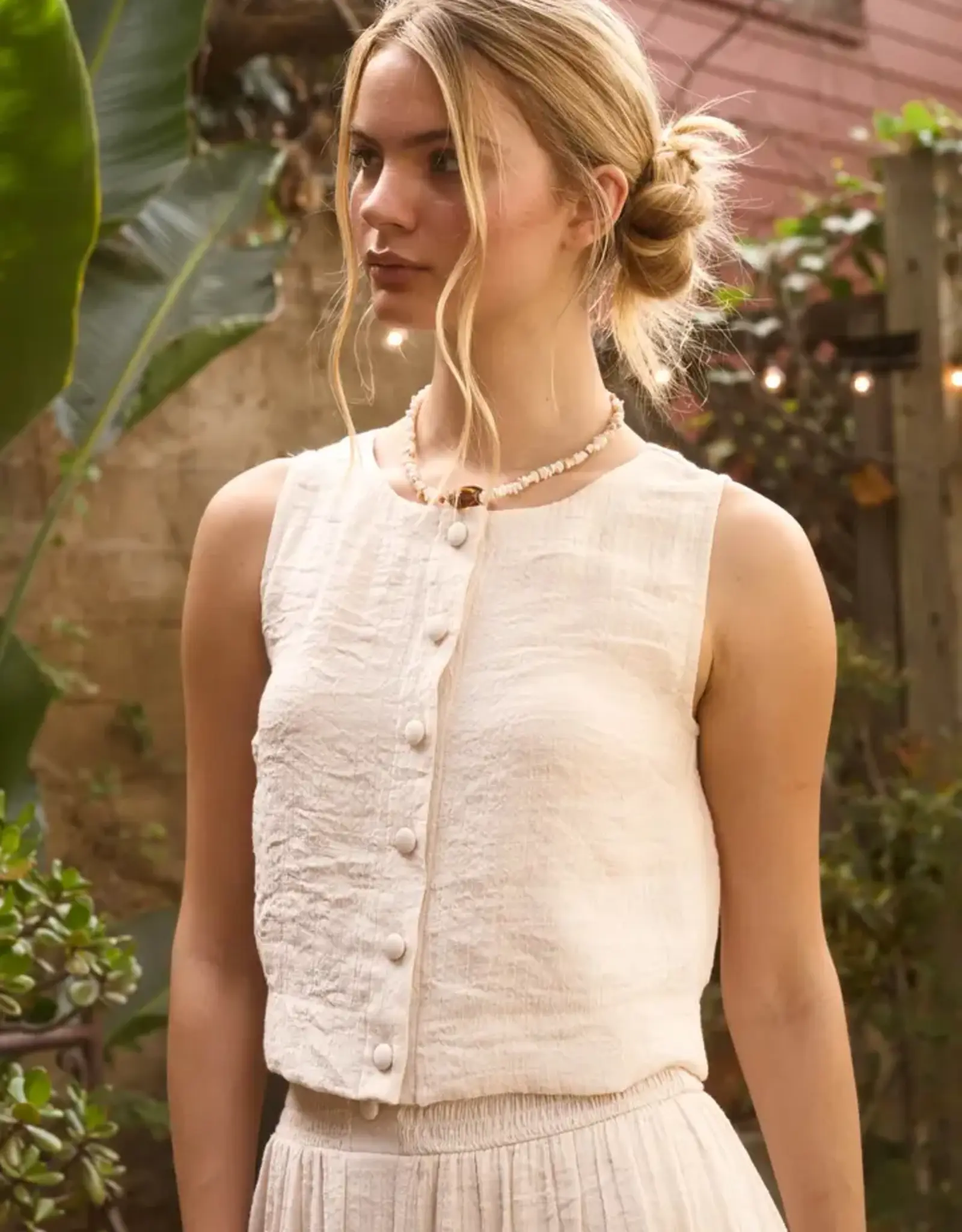 Blu Pepper Textured Button Down Sleeveless Top