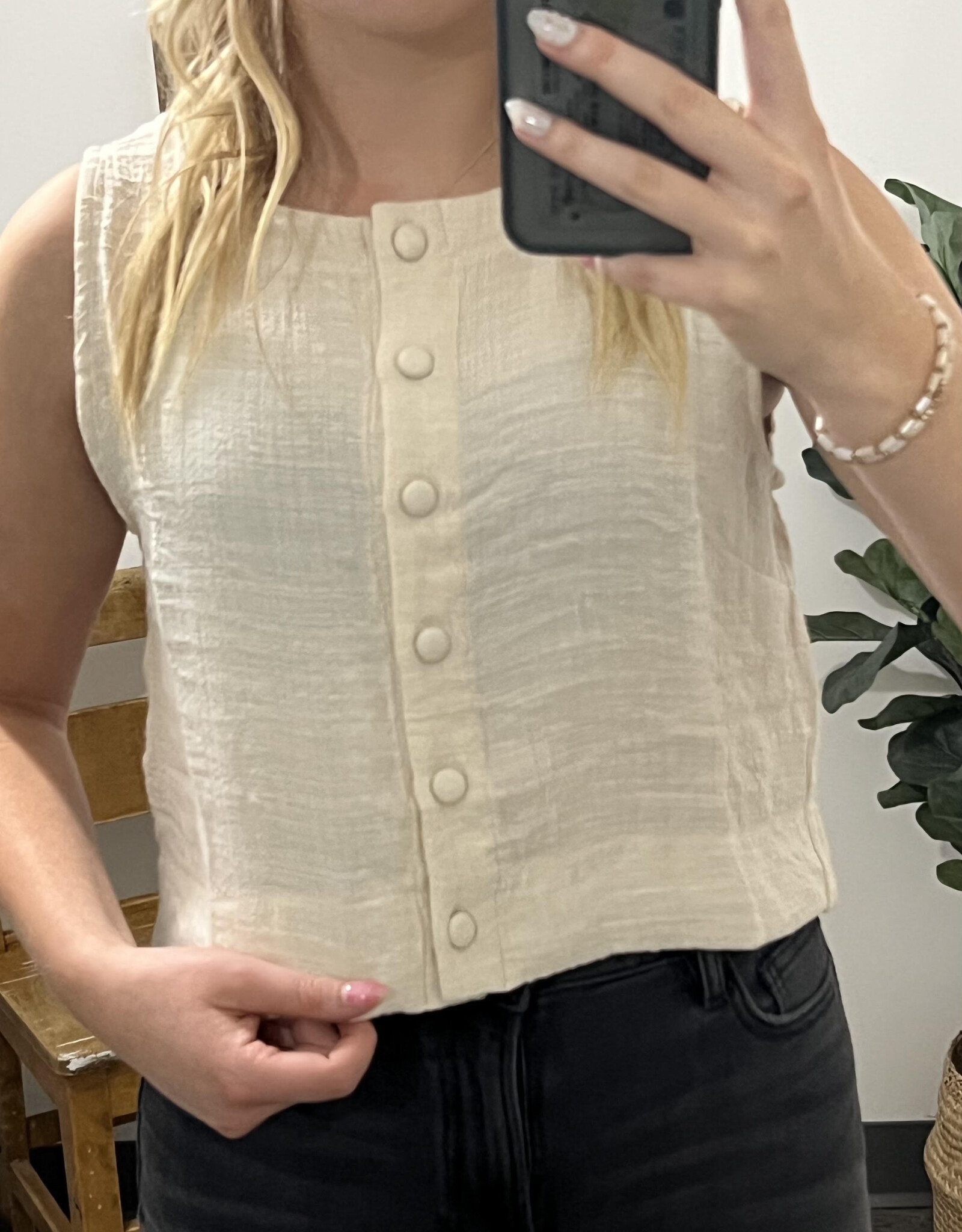 Blu Pepper Textured Button Down Sleeveless Top