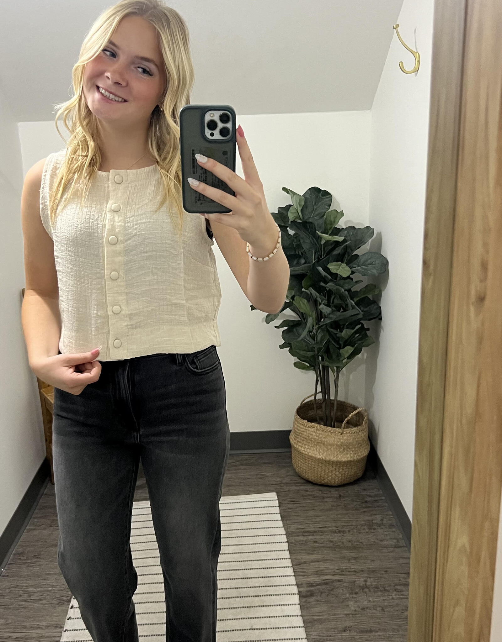 Blu Pepper Textured Button Down Sleeveless Top