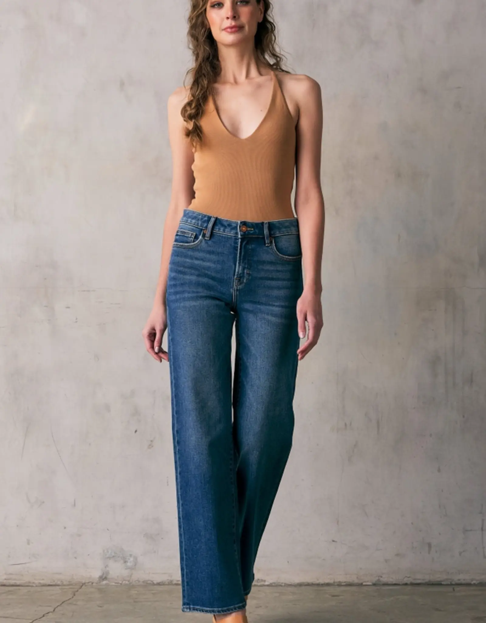Hidden High Rise Classic Straight Leg Jean