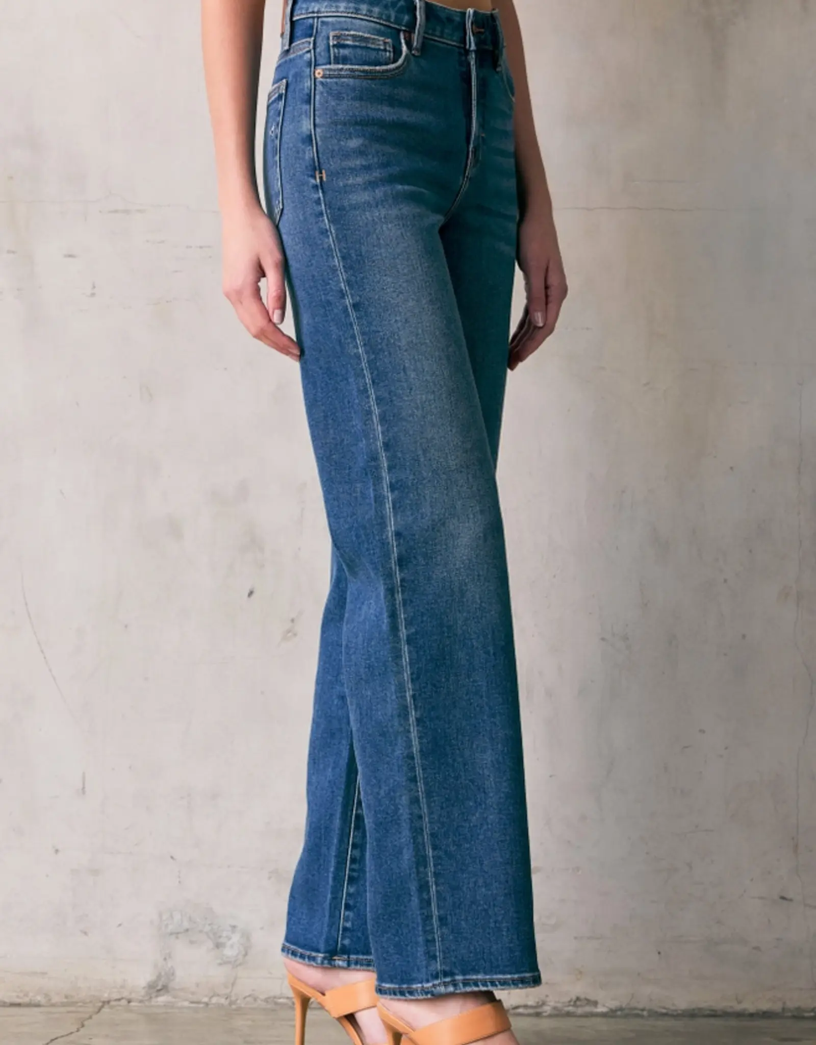 Hidden High Rise Classic Straight Leg Jean