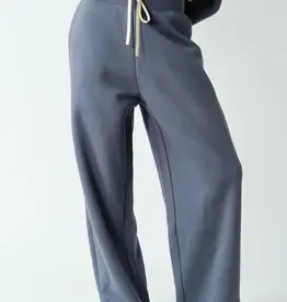 Mono B Cloud Wide Leg Fleece Pant