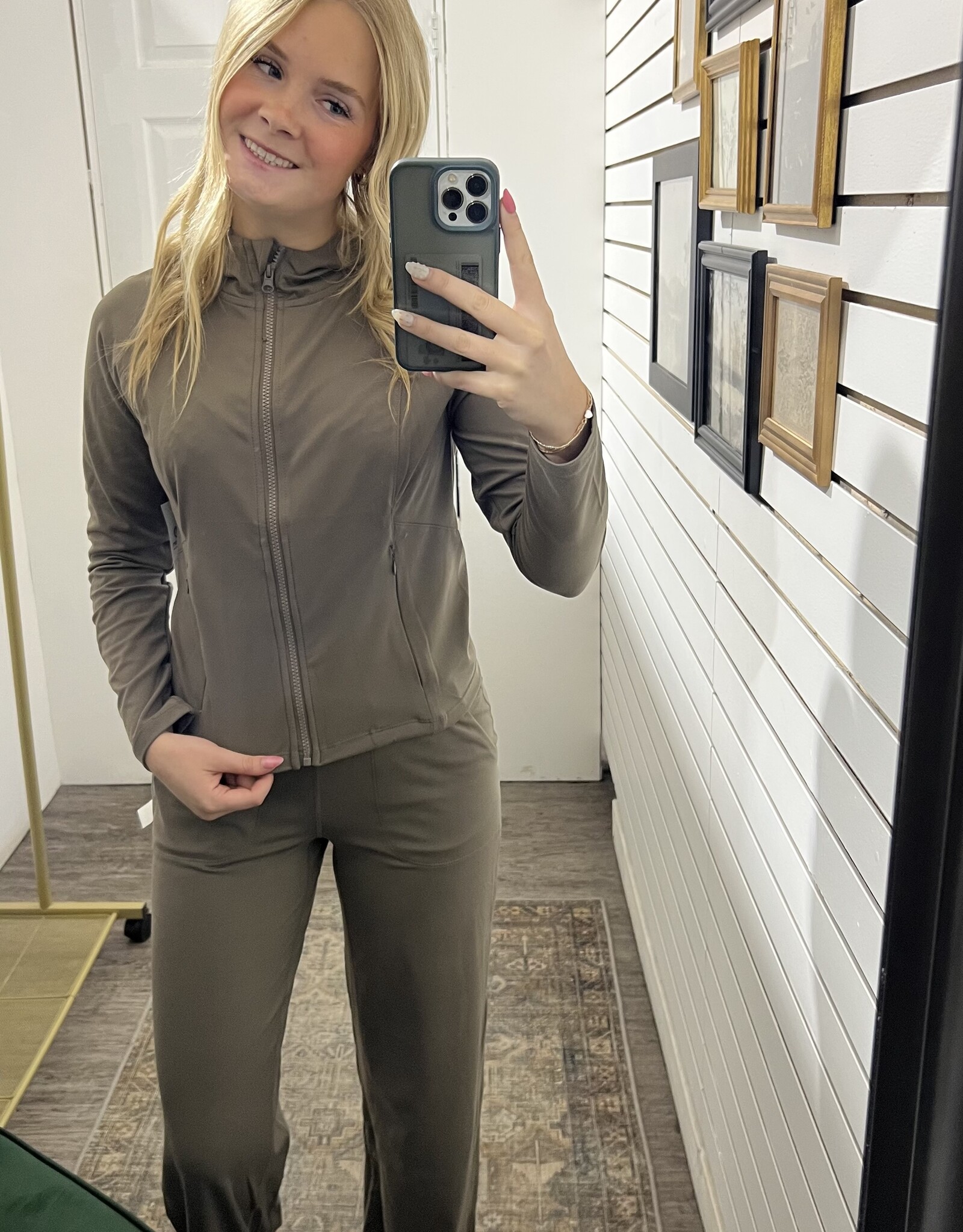 Mono B Venice High Waisted Pant