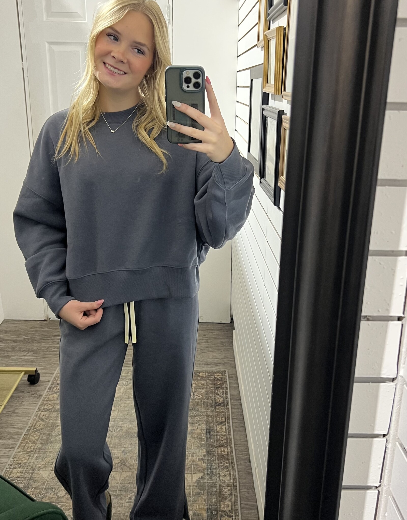 Mono B Cloud Fleece Balloon Sleeve Crewneck