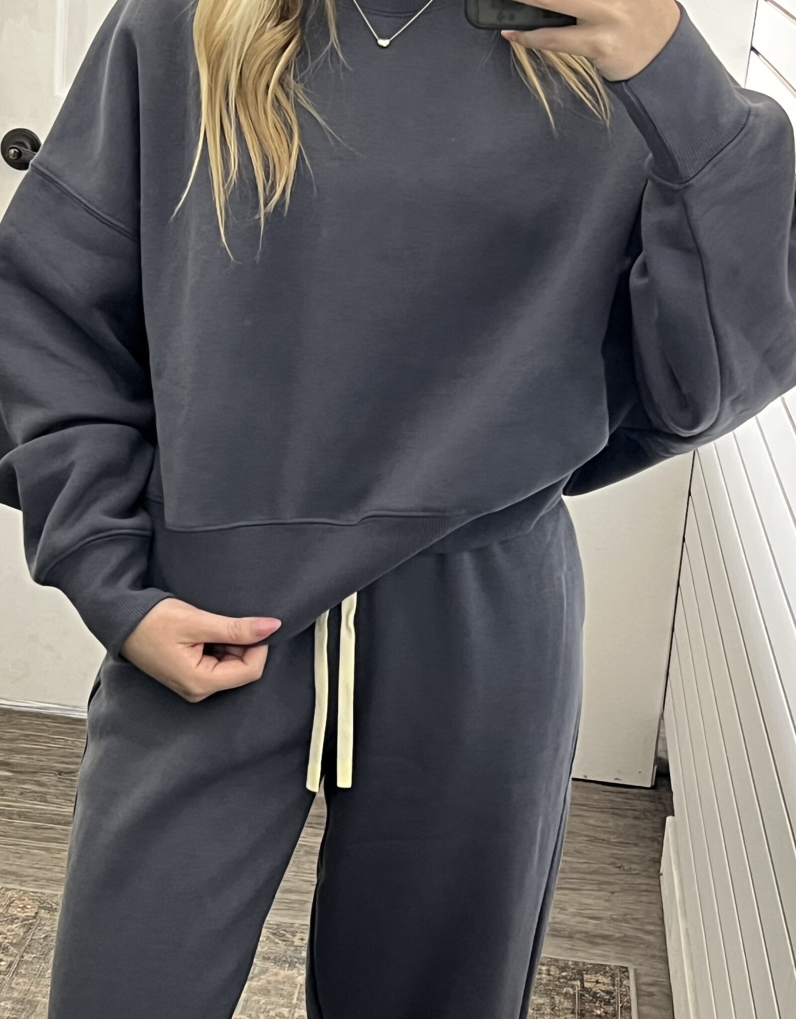 Mono B Cloud Fleece Balloon Sleeve Crewneck