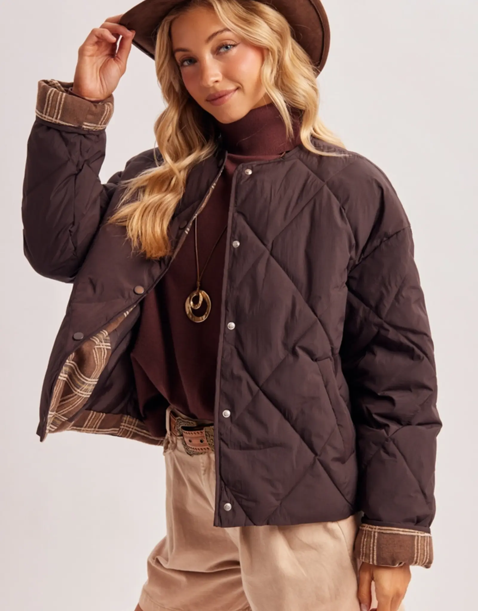 Collarless Contrast Puffer
