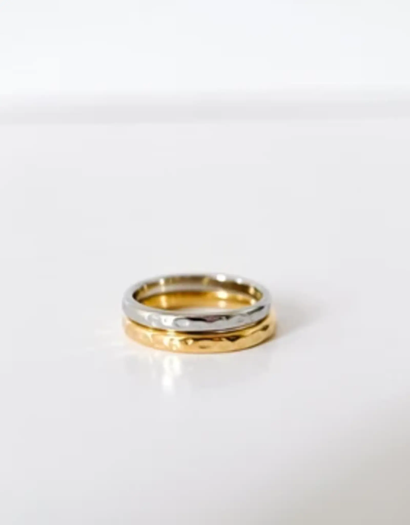 Sweet Three Designs Reflect Ring
