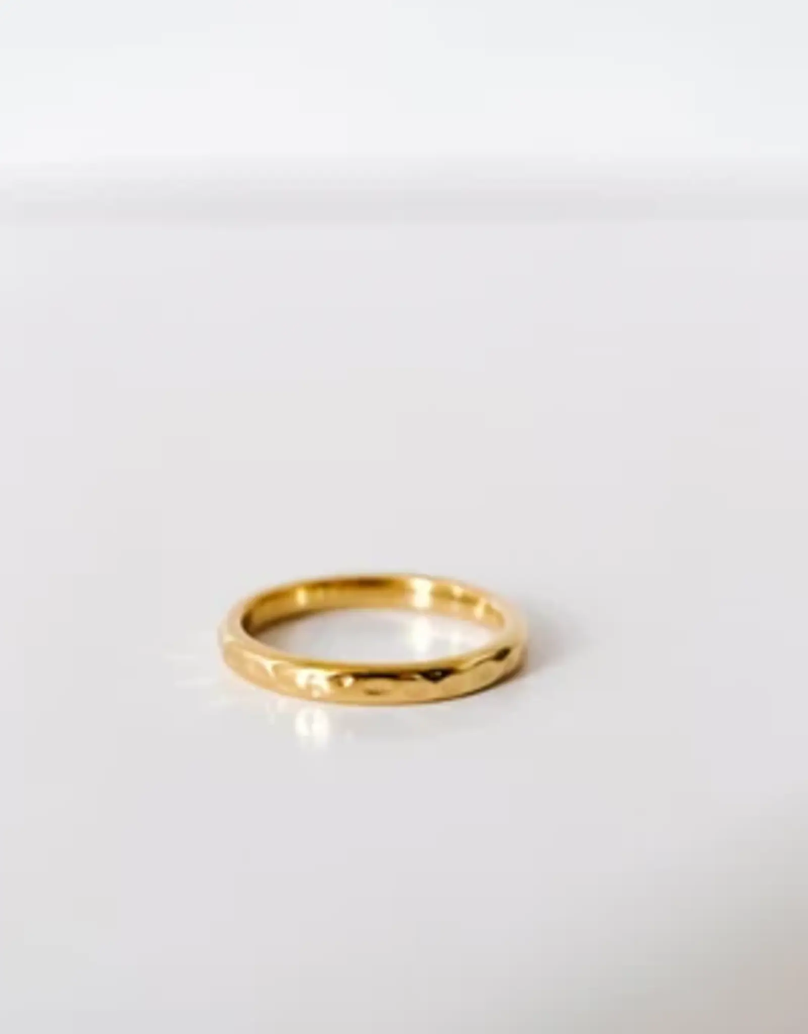 Sweet Three Designs Reflect Ring