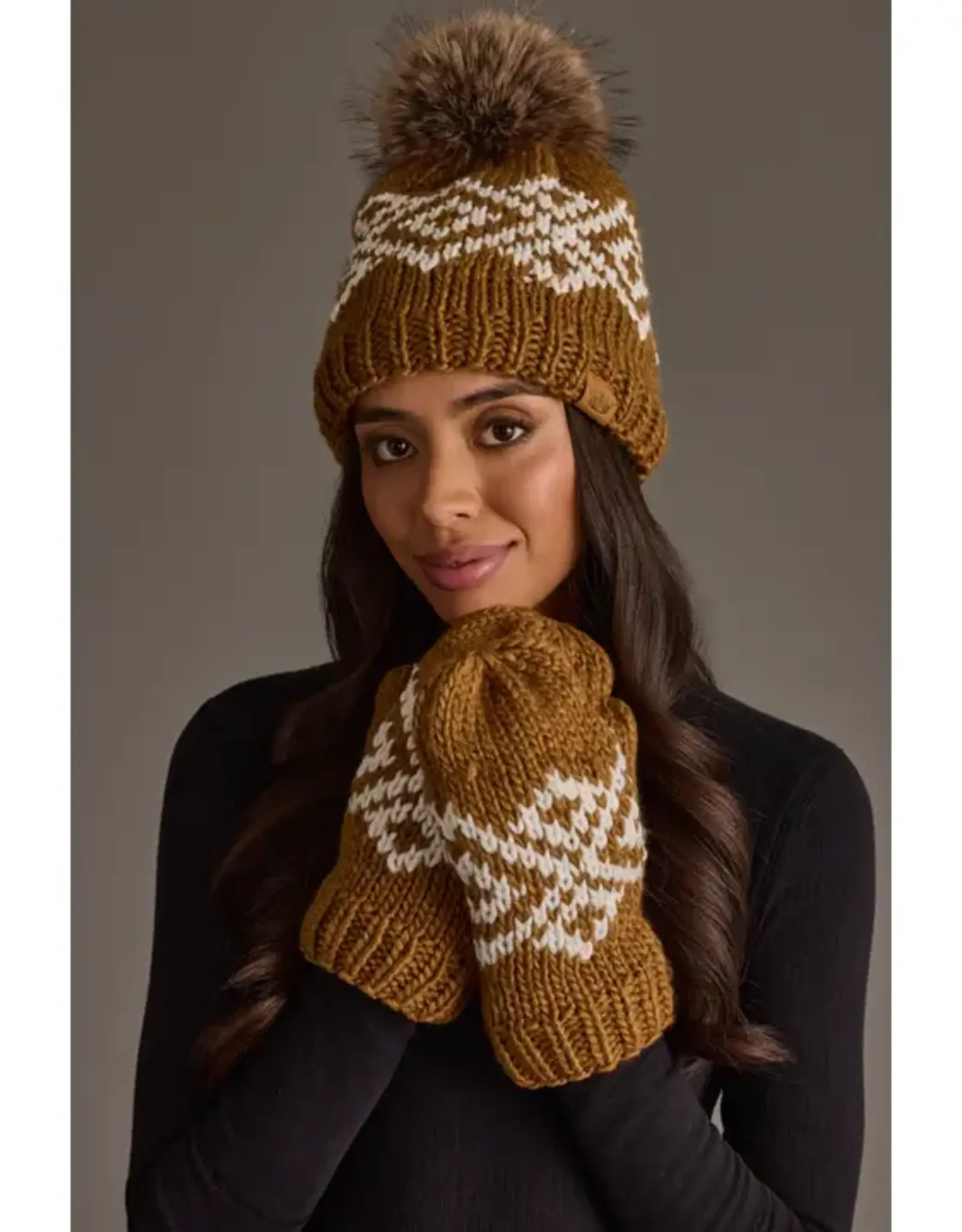 Panache Apparel Co. Pattern Mittens, Camel & White