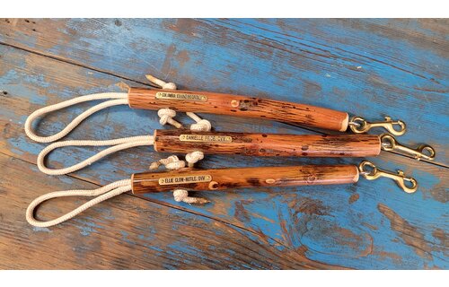 One Man Hickory Twitch