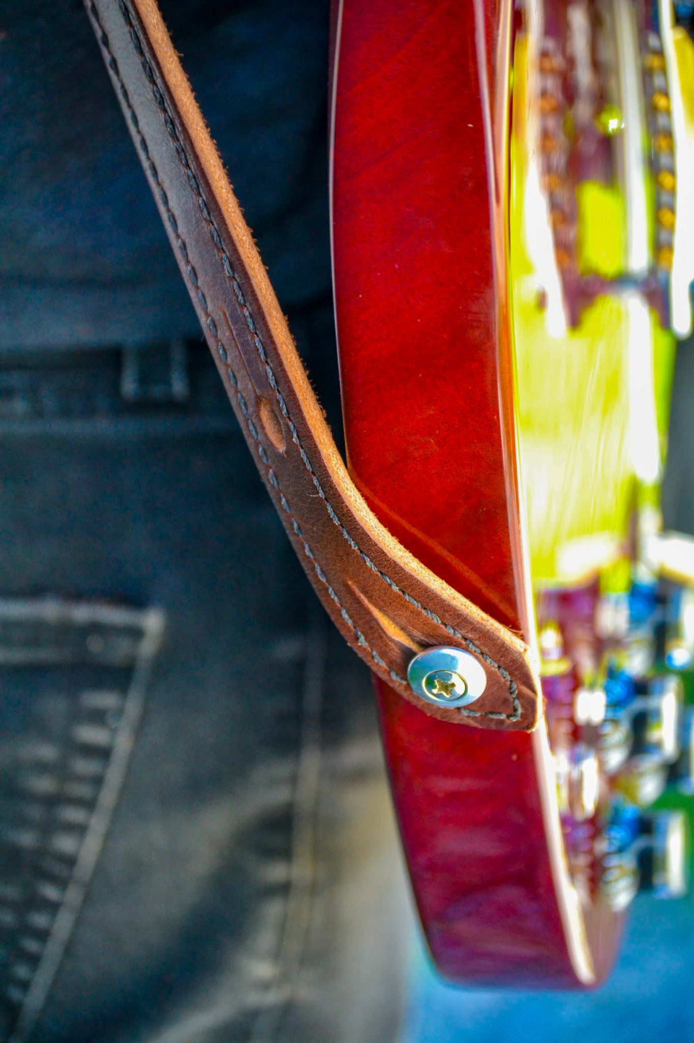 Leather Guitar Pick Holder/QLTPICK