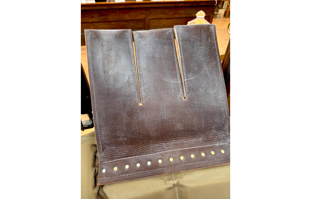 Breeding Mare Neck Pad