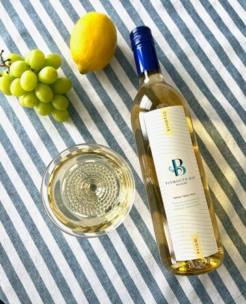 Drydock White Wine, 750 ml