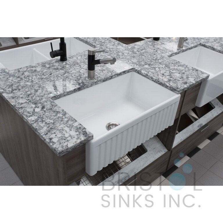 Kitchen Sink Single à tablier White lustré 30''x18'' Bristol BF-100