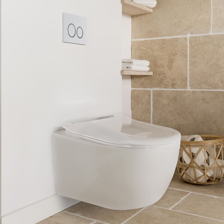 Miranda wall-mounted toilet