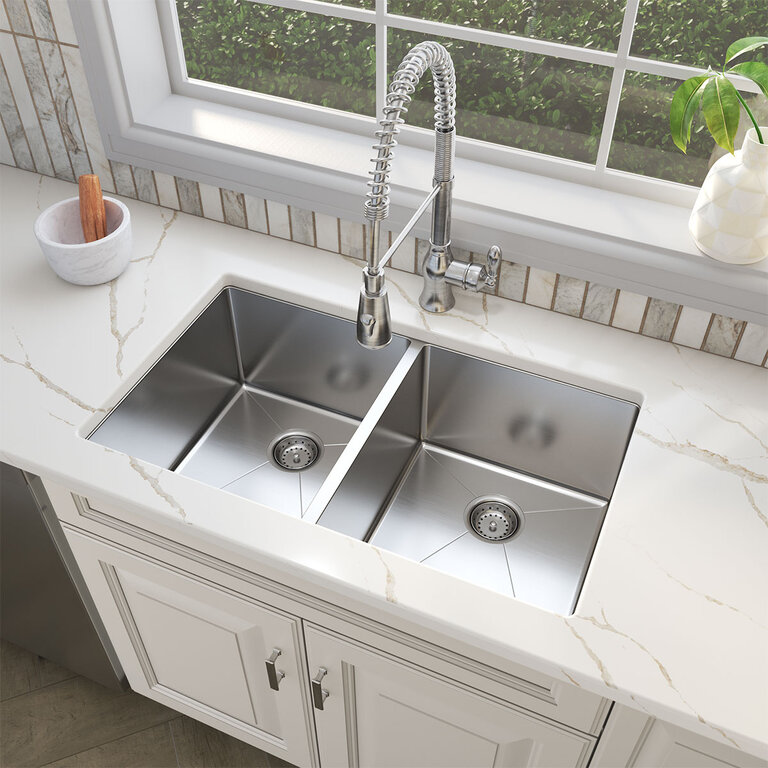 Évier de cuisine double en stainless 32''x18'' MS