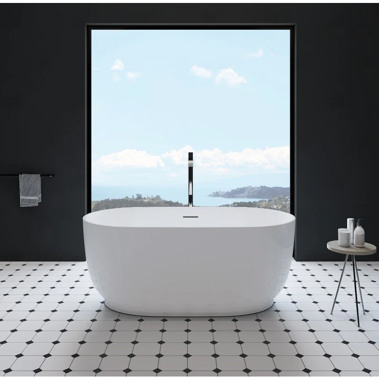 Elias Freestanding Bath